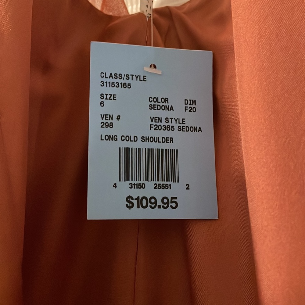 David’s Bridal Sedona bridesmaid dress - Picture 5 of 6